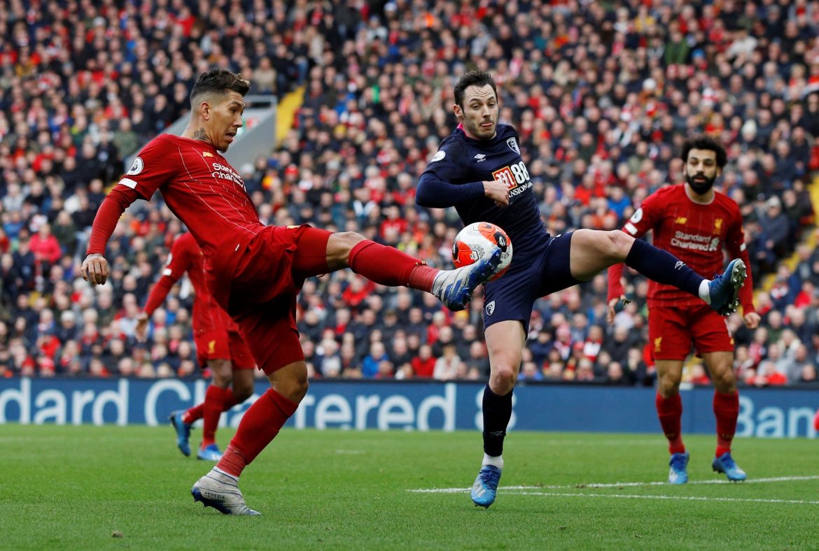 Liverpool fans slate Roberto Firmino