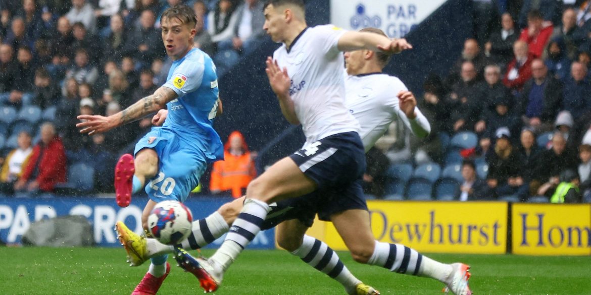 Sky Sports drop live update on West Ham move for Sunderland’s Jack Clarke